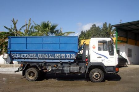 Camiones con contenedores